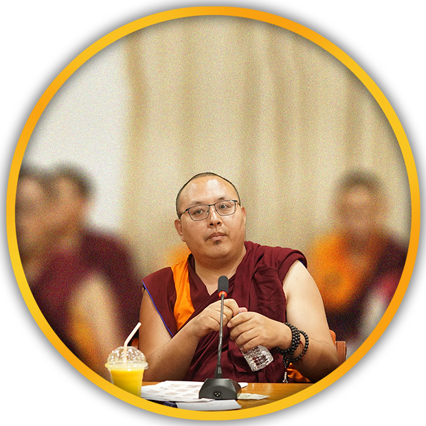 མཁན་པོ་བློ་བཟང་ཆོས་འཕེལ།