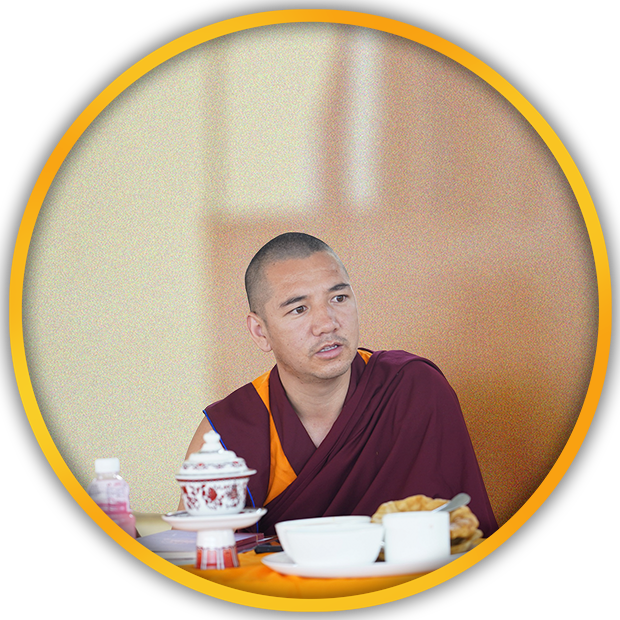 སློབ་དཔོན་བསྟན་འཛིན་རྣམ་རྒྱལ།